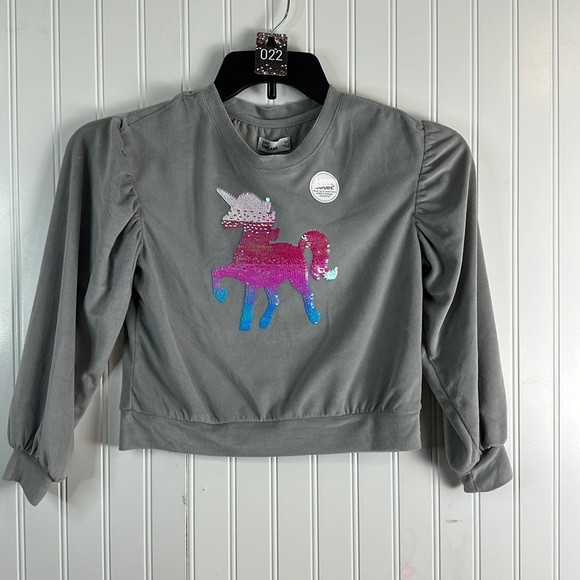 Epic Threads Girls Size M Unicorn Top: Long Sleeve, Stylish & Comfy - Picture 1 of 4